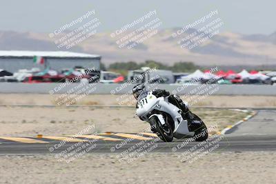 media/Apr-18-2025-CVMA Friday Practice (Fri) [[88baa45499]]/Racer 2/Session 5 (Turn 14 Tip In)/